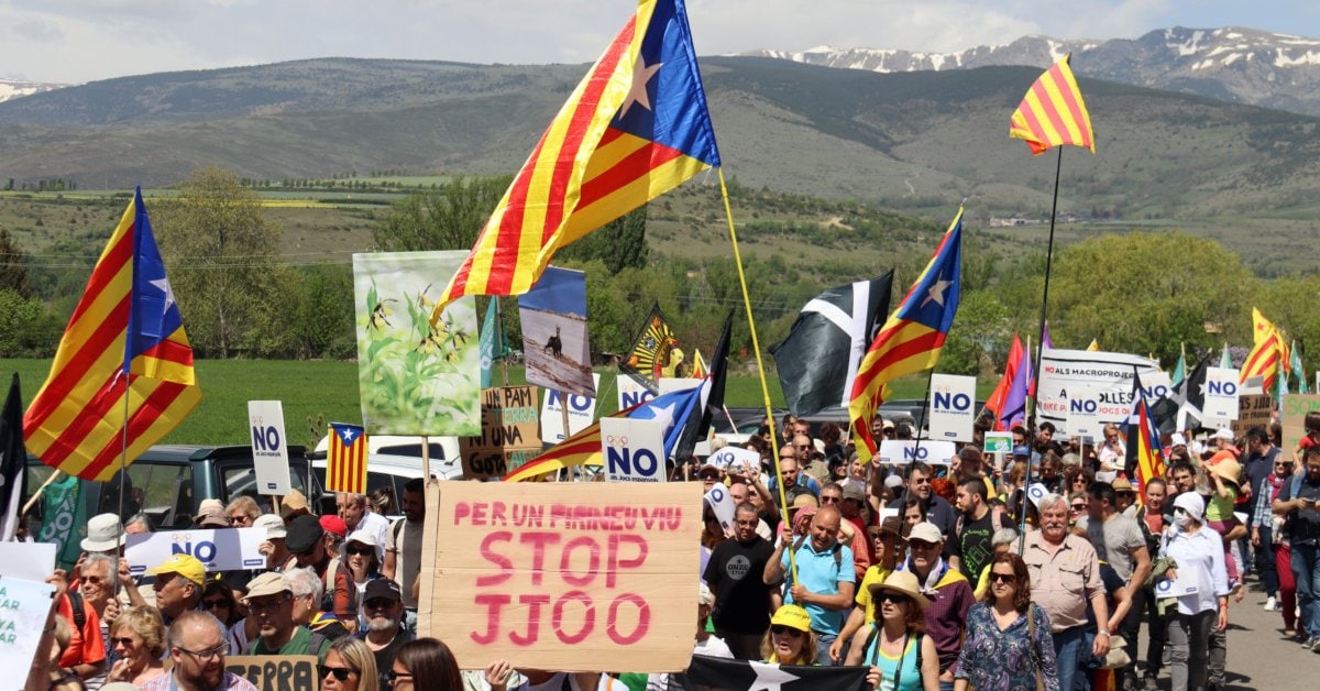 Manifestació de la plataforma Stop JJOO (Marina López, ACN)