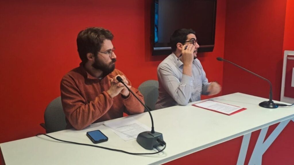 Joao de Melo i Pere Baró en la roda de premsa