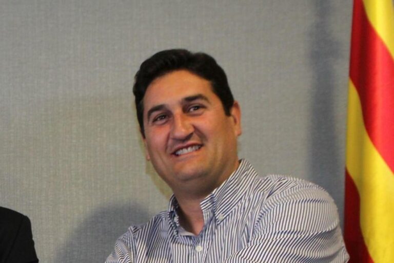 César Ruiz-Canela, alcalde de Naut Aran, sonriendo en un evento.