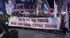 La Coordinadora per un Habitatge Digne anuncia noves mobilitzacions.