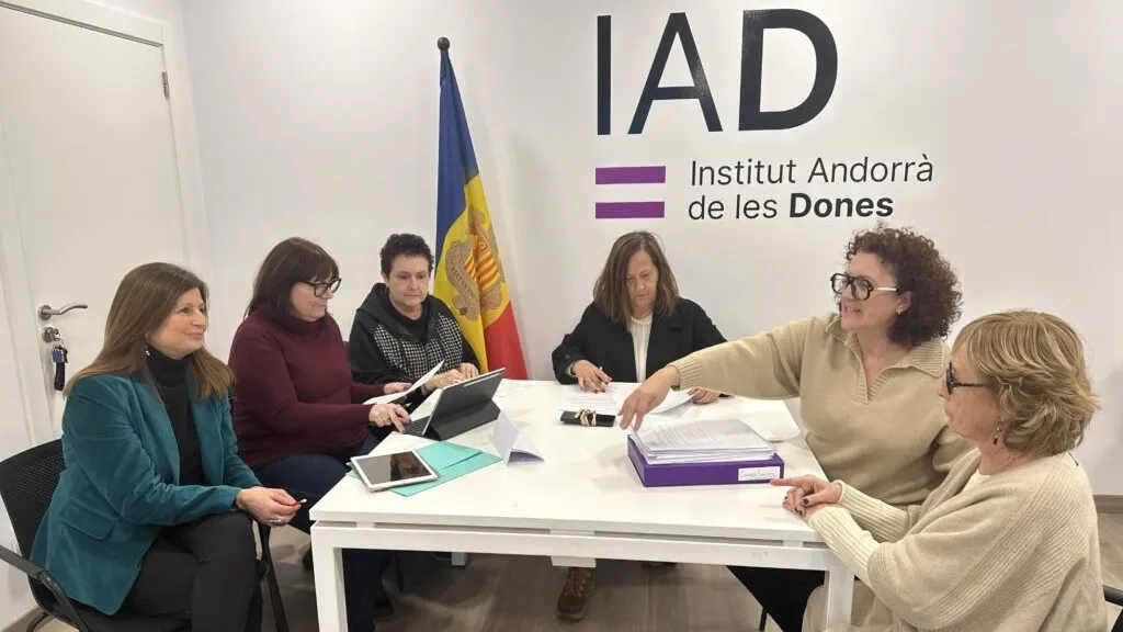 L'Institut Andorrà de les Dones treballa en la protecció digital