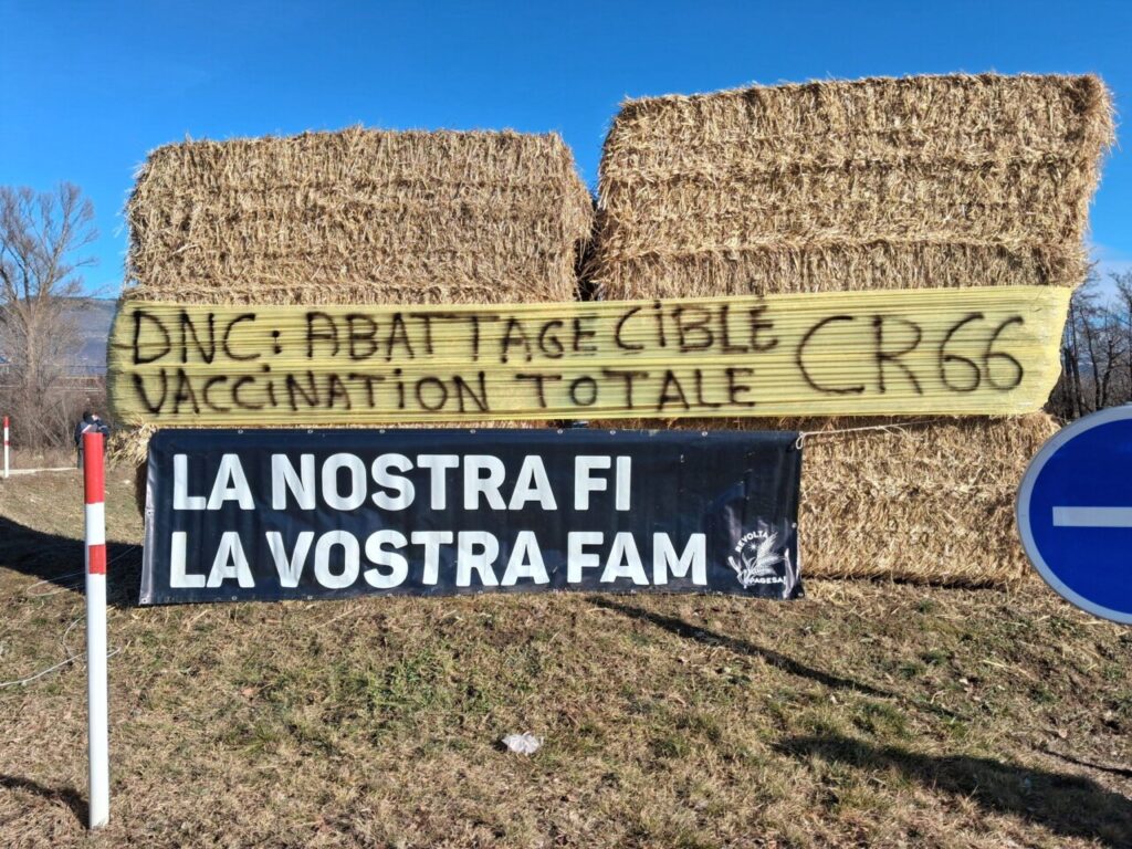 Un grup de pagesos catalans s’ha afegit al tall d’Ur