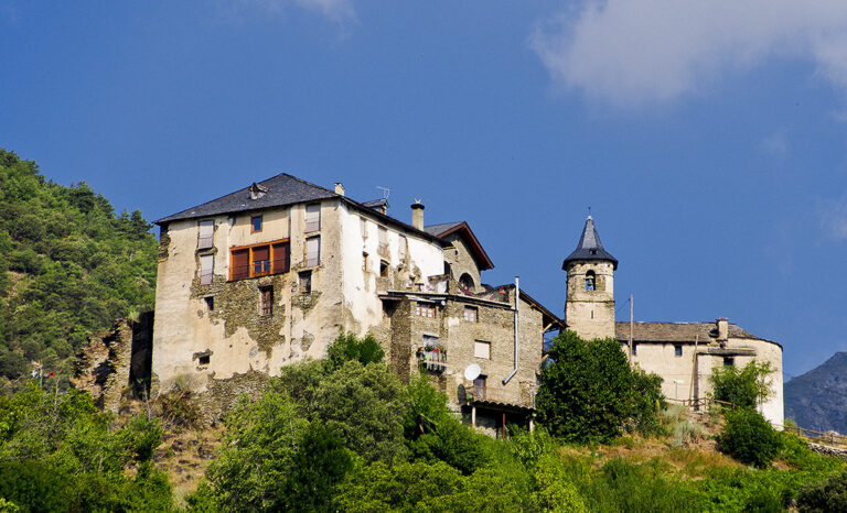 Surri és un dels pobles que formen part de la Vall de Cardós.