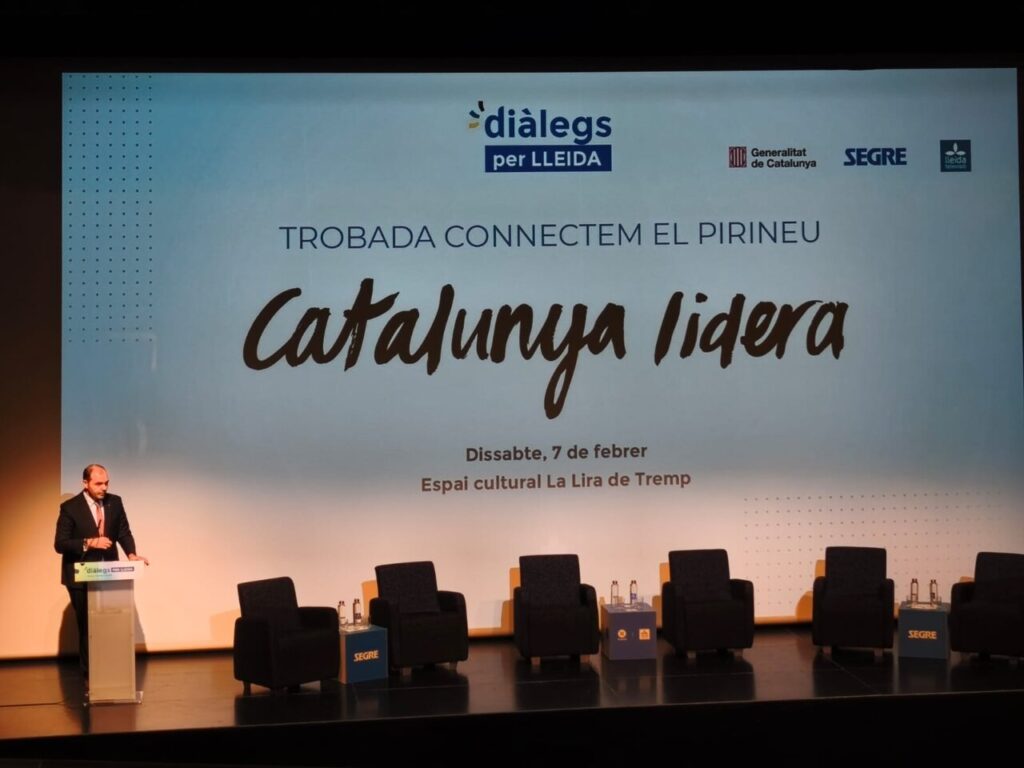 El conseller Albert Dalmau, en la inauguració de la jornada de Tremp