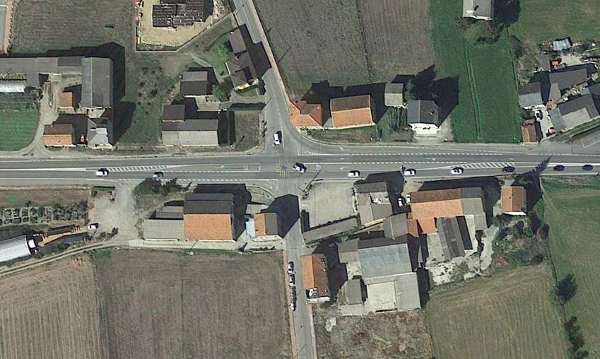 La cruïlla ha esdevingut molt perillosa i la rotonda és la solució