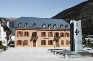 La seu del Govern d’Aran, a Vielha.