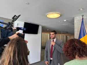 Pere Baró parlant sobre habitatge i polítiques del Govern