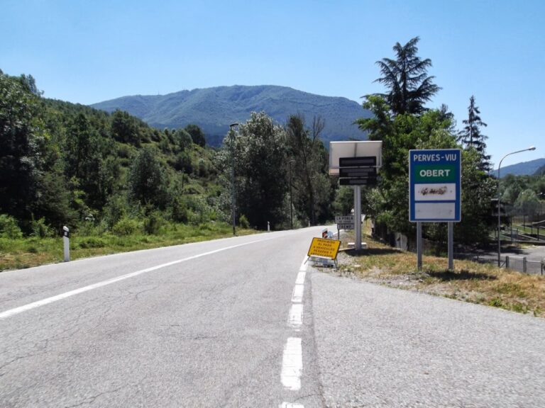 La Generalitat preveu construir un túnel al Coll de Perves