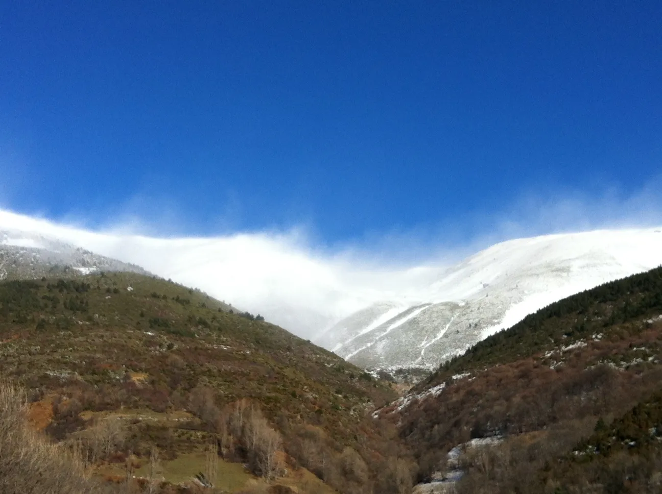 La combinació de fort vent i neu és molt perillosa