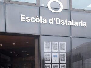 L’escola d’hostaleria de Les és un dels centres que estaran vigilats pels Mossos