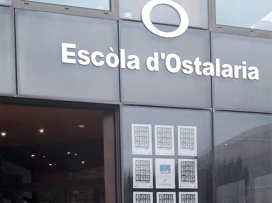 L’escola d’hostaleria de Les és un dels centres que estaran vigilats pels Mossos