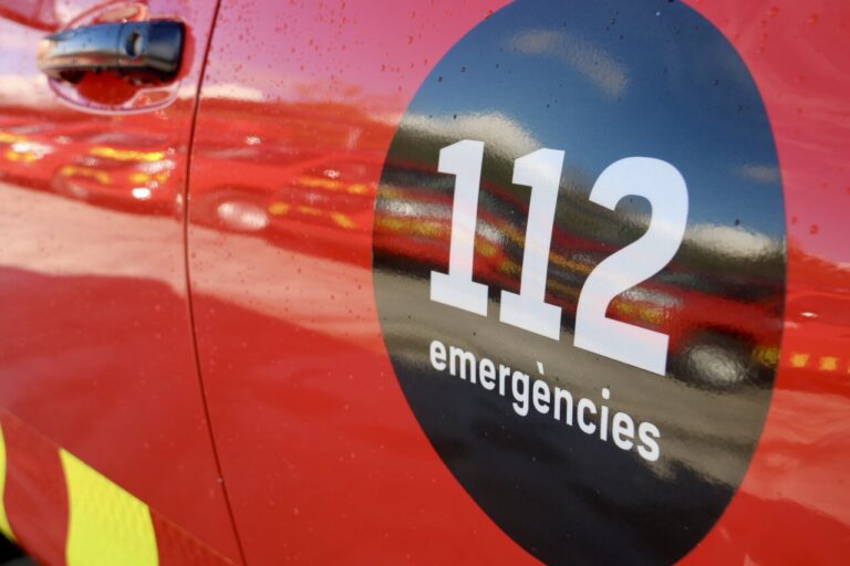 Bombers alerta que la intensificació d’activitats al medi natural incrementa els rescats i exigeix més prudència (Albert Segura, ACN)