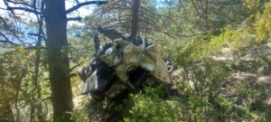 El cotxe de l’exalcalde de Durro va quedar destrossat.