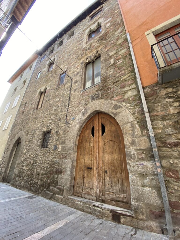 L’edifici històric de Ca l’Armenter serà la nova seu de l’IRTA Pirineu.