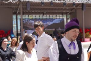 L’Alta Ribagorça encén la primera gran nit de foc i dona el tret de sortida a la temporada de falles del Pirineu