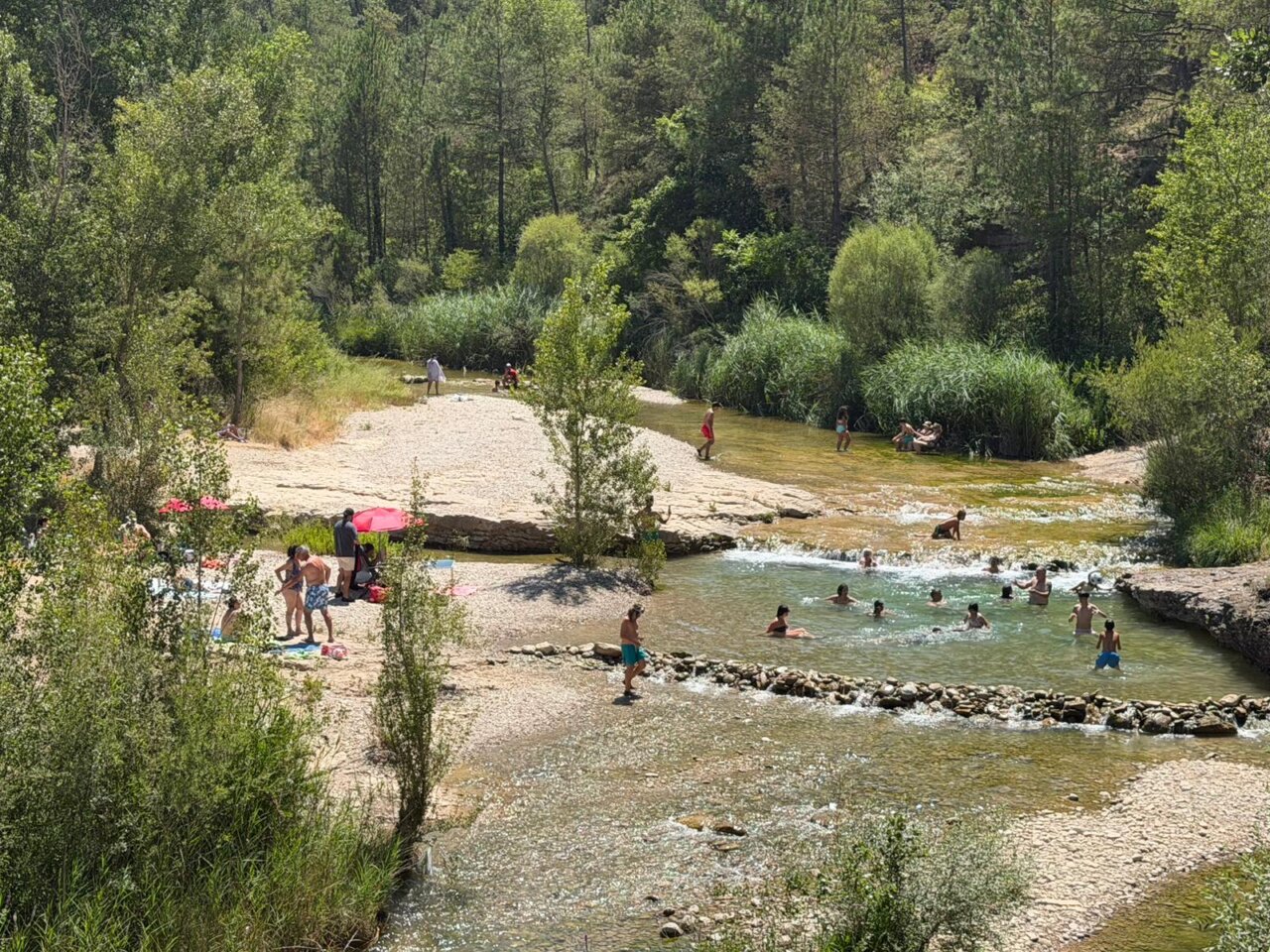 S'amplien les restriccions a activitats lúdiques.