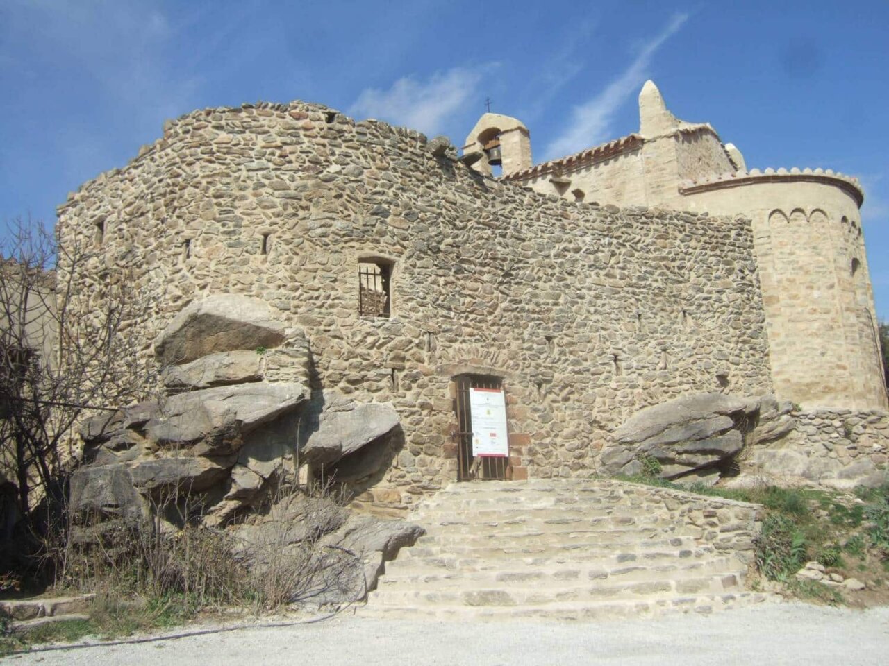 L’església de Nostra Senyora de les Grades és un dels monuments més emblemàtics del Conflent.