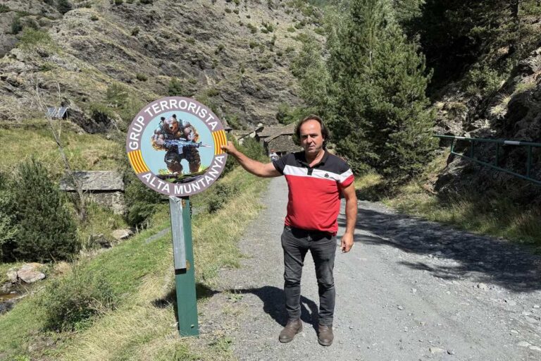 Pablo Moreno defensa el trànsit lliure per la muntanya de Tor. / ACN