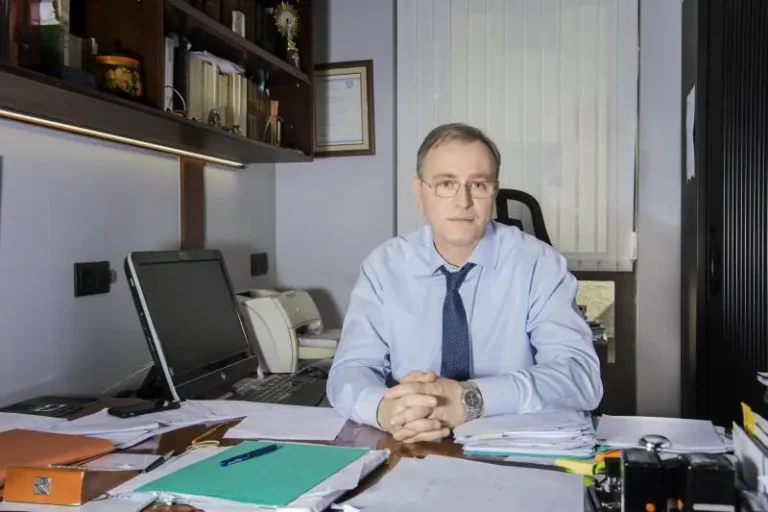 L’advocat Emili Campos, un “guerrer” contra els abusos del poder judicial.